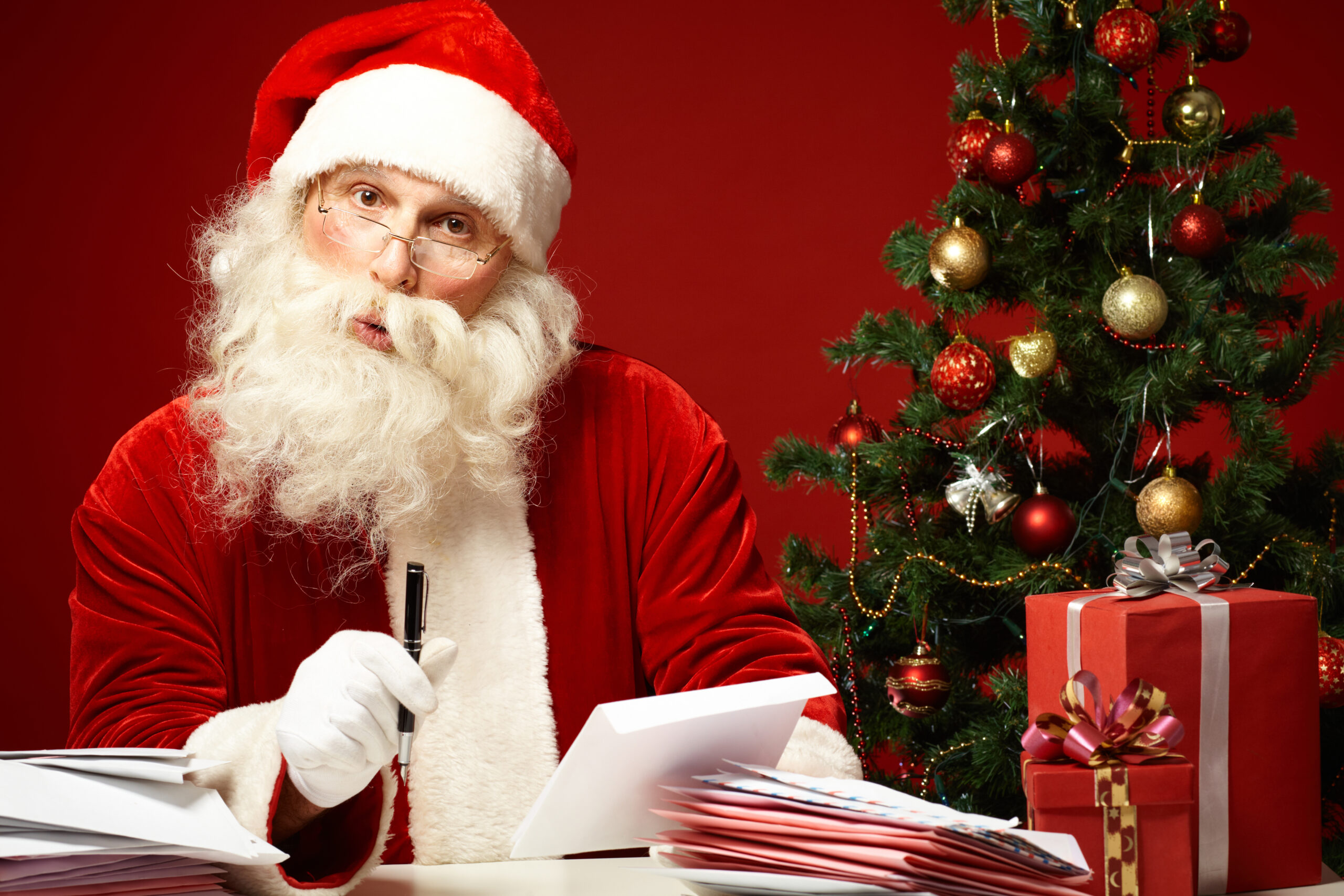 Weihnachtsmann beantwortet Weihnachtsbriefe